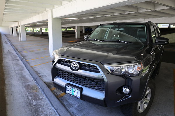 Crown Plaza Garage 083