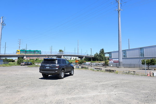 OMSI Streetcar Lot 034