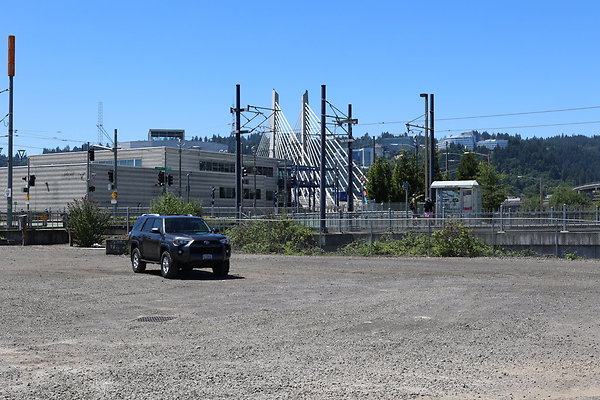 OMSI Streetcar Lot 004