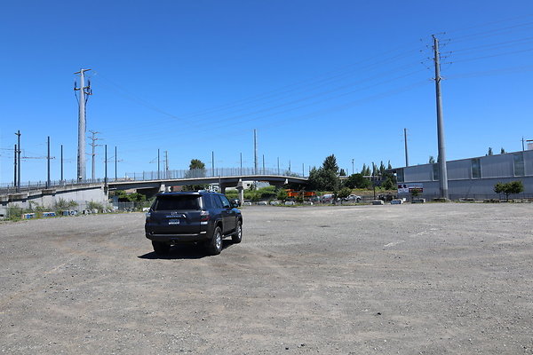 OMSI Streetcar Lot 008