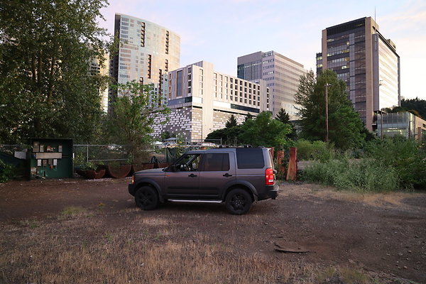 02 Zidell Yard SOUTH of Ross Island Bridge