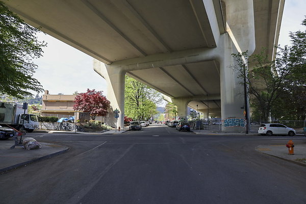 22 NW Savier St Underpass