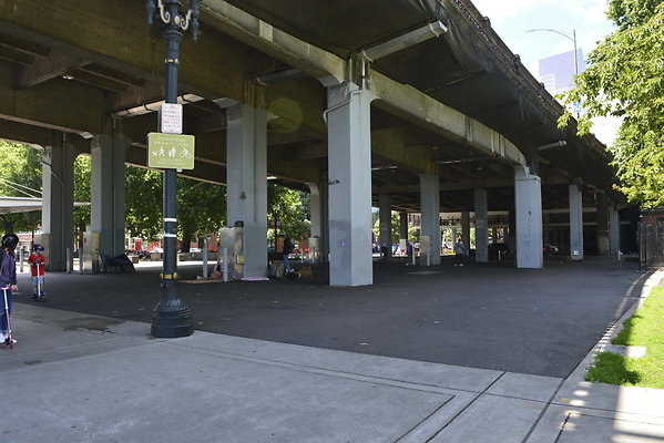 25 Waterfront Under Burnside Bridge