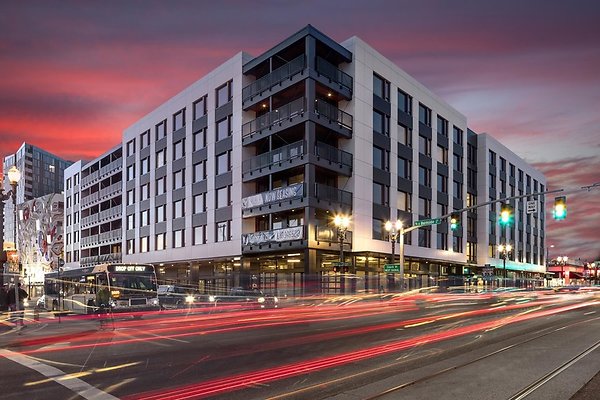 aura-burnside-portland-or-building-photo