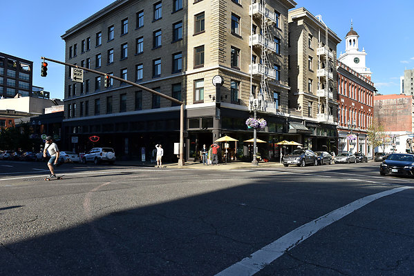 80 NEW SW 12th At Sw Washington