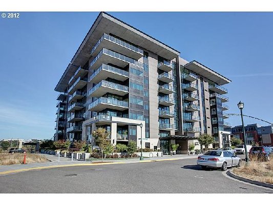 20.2C.31.46.1830-Nw-Riverscape-St-802 Portland OR 97209-976700