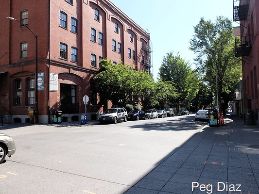 75 NEW NW 12th Glisan