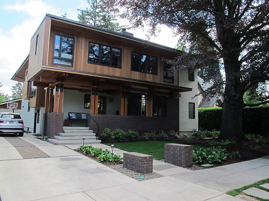 17 Chris And Laura D House