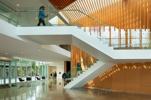 Patricia-Reser-Center-Arts-Lobby-Stair-Opsis-Architecture-Bittermann