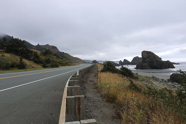 02 Hwy 101 Ariyas Beach