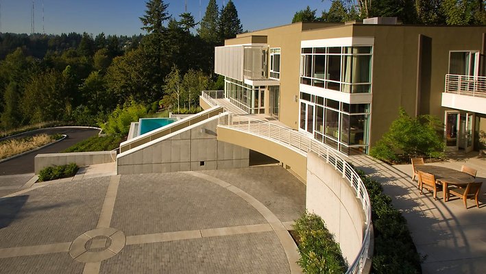 Holmes-Res4-1440x812