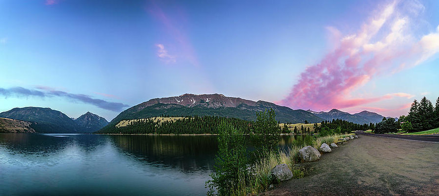 wallowa-lake-morning-chris-sveen