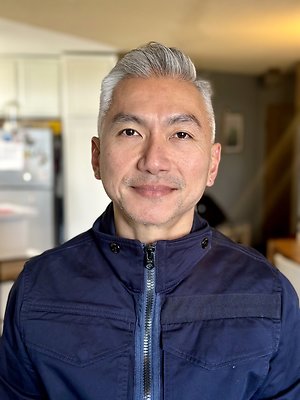 Hand model Oliver Udom 2