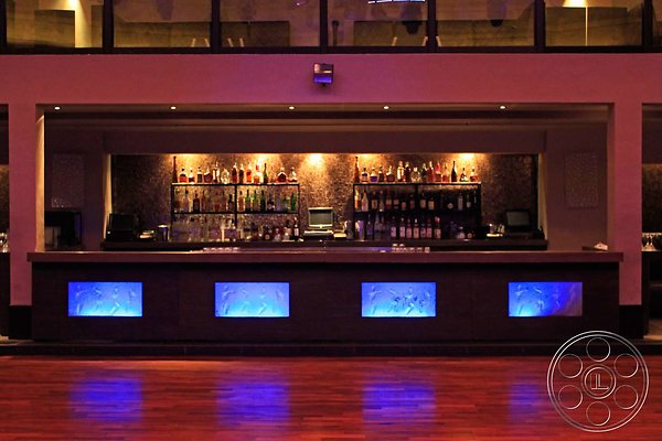 club-26-31 club-26-31