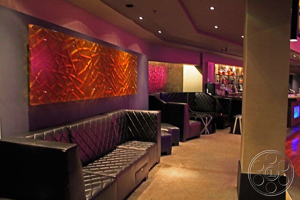 club-26-32 club-26-32