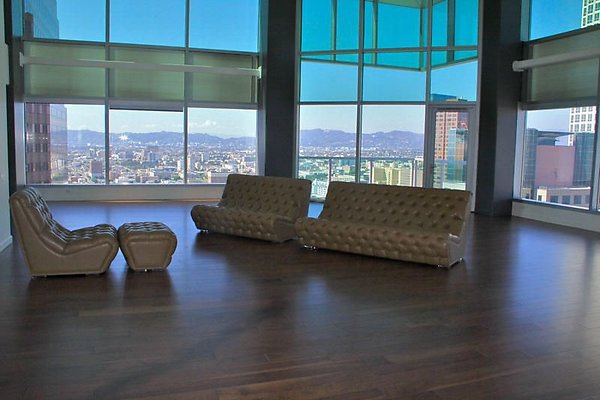 34 UN 9081 LA 34 UN 9081 LA