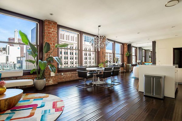 Z 01 A2F 588 Z 01 A2F 588