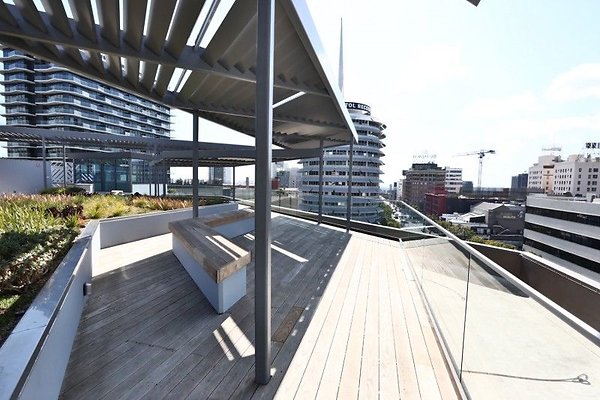 25 Cap Equity Hollywood Spaces 25 Cap Equity Hollywood Spaces