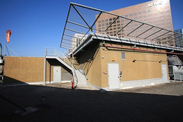 10 400 South Hope LP 10 400 South Hope LP