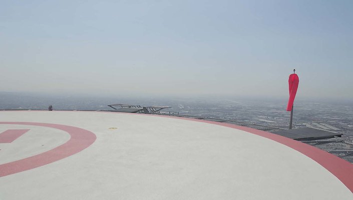 US-Bank-Tower-Helipad-25