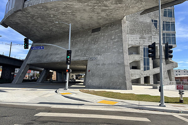 5790Bldg8495 5790Bldg8495