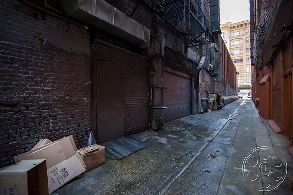 alley-4-6