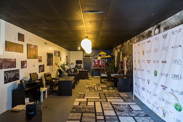 club-28-27 club-28-27