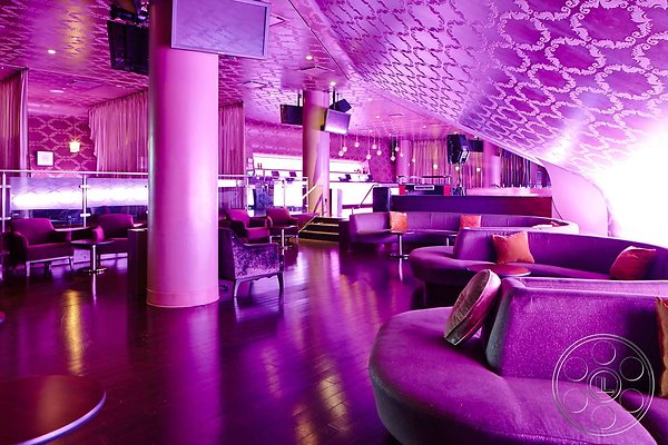 club-15-37 club-15-37