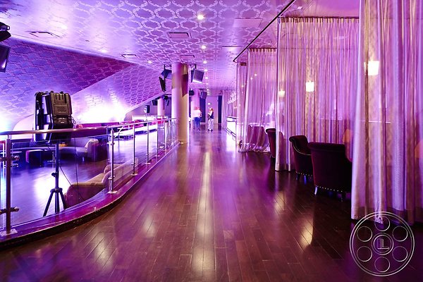 club-15-30 club-15-30