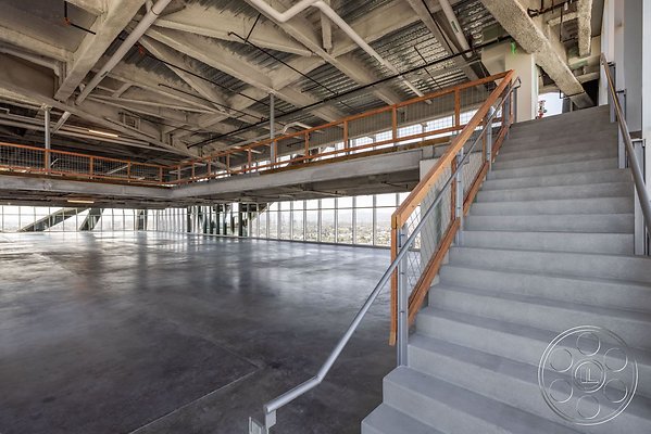 concrete-glass-building-39 concrete-glass-building-39