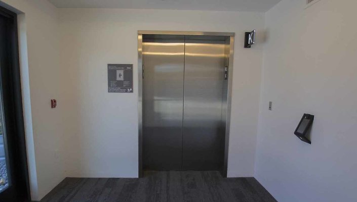 The-Bloc-Roof-Lounge-055 The-Bloc-Roof-Lounge-055