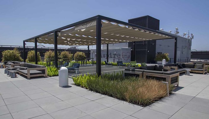 The-Bloc-Roof-Lounge-024 The-Bloc-Roof-Lounge-024