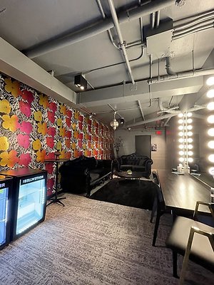 RENEE1028-33 RENEE1028-33