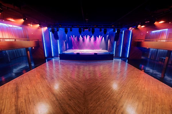 RENEE1028-26 RENEE1028-26