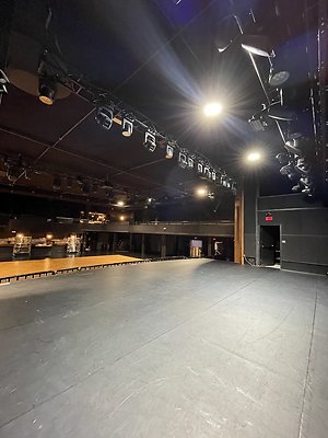 RENEE1028-37 RENEE1028-37