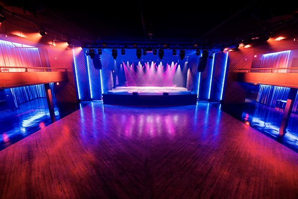 RENEE1028-25 RENEE1028-25