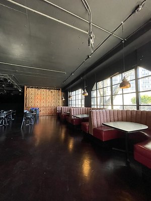 RENEE1028-61 RENEE1028-61