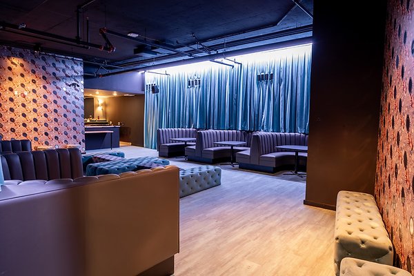 RENEE1028-19 RENEE1028-19