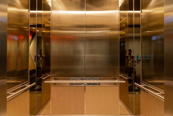 RENEE999-37 RENEE999-37