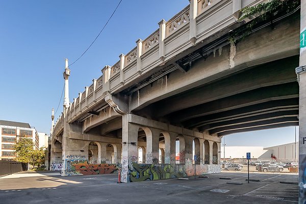 17 KL 500-540 Arts District