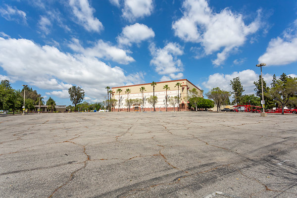 6100-WoodlandHills-00263 6100-WoodlandHills-00263