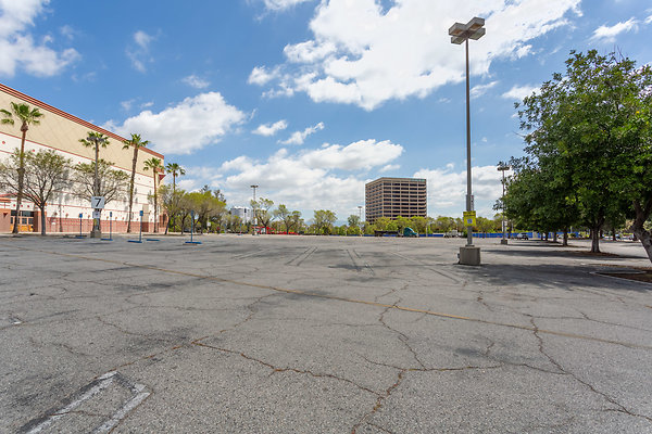 6100-WoodlandHills-00267 6100-WoodlandHills-00267