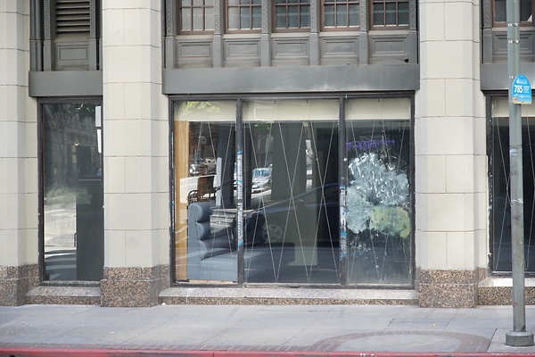 DTLA-20250315-098 DTLA-20250315-098