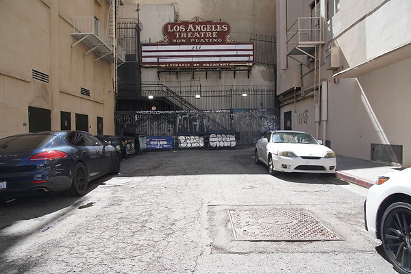 22 Lindley Place LA Theater Rear