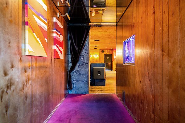 01 Blind Barber HP 213 01 Blind Barber HP 213