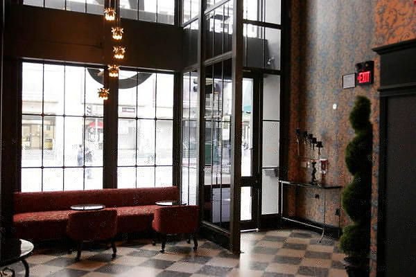 UNIVERSAL-4218-LA-19 UNIVERSAL-4218-LA-19