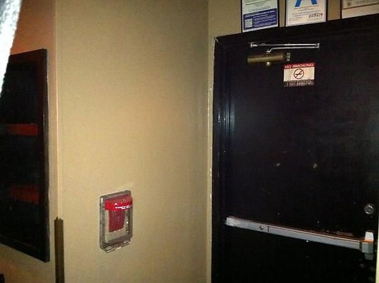 UNIVERSAL-4216-LA-23 UNIVERSAL-4216-LA-23