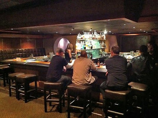 UNIVERSAL-4216-LA-11 UNIVERSAL-4216-LA-11