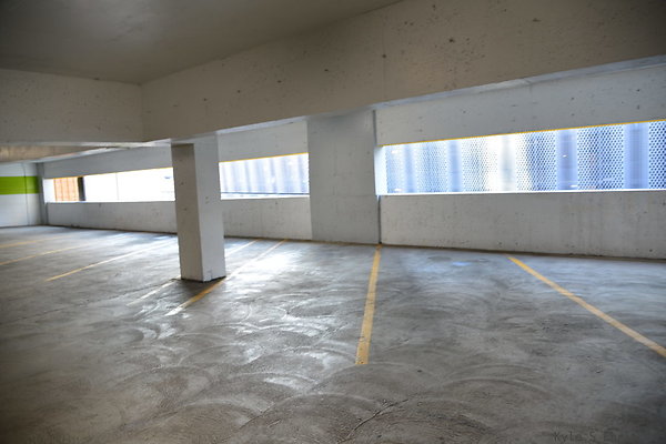 07 808 Olive Parking Level 5