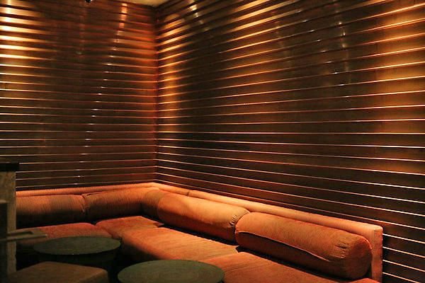 UNIVERSAL-4221-HW-27 UNIVERSAL-4221-HW-27